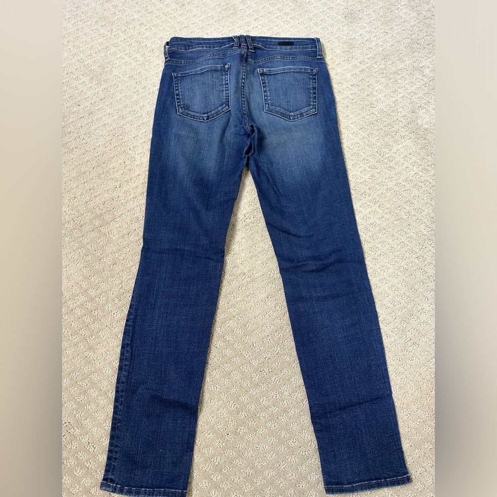Sz 2 Kut from the Kloth Catherine Boyfriend medium wash light whisker jeans - Picture 2 of 8
